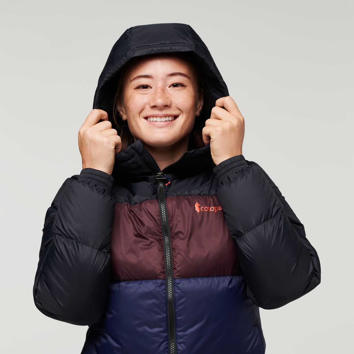 Solazo Hooded Down Jacket  - Black &amp; Maritime