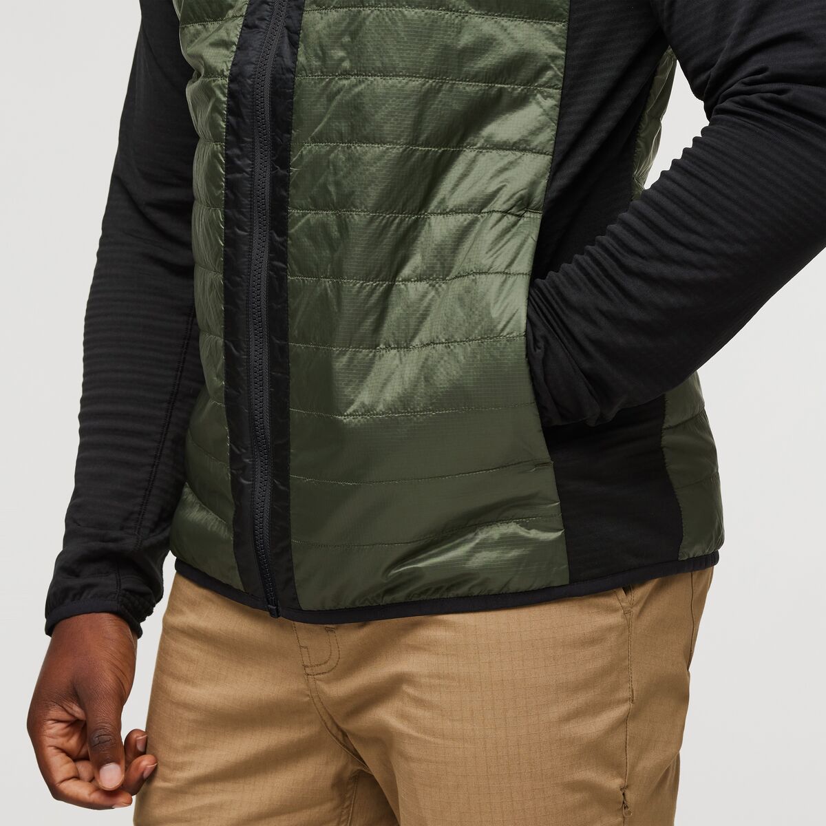 Capa Hybrid Insul. Hooded Jkt Herren - Black/Fatigue