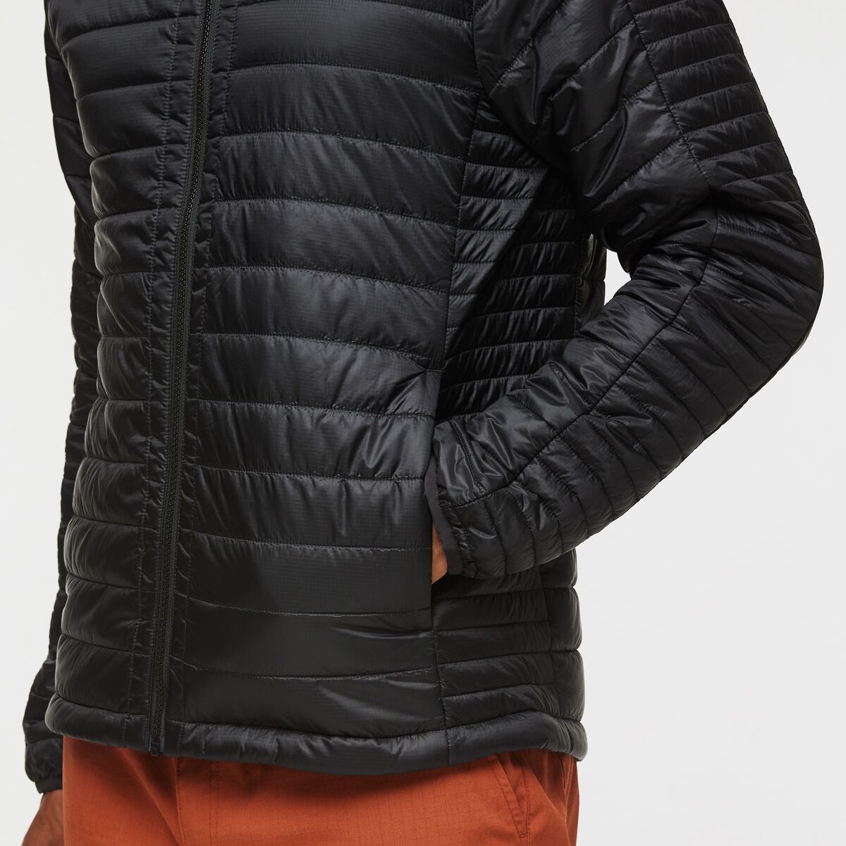 M_Capa_Insulated_Hooded_Jacket_Cotopaxi_Black_8.jpg