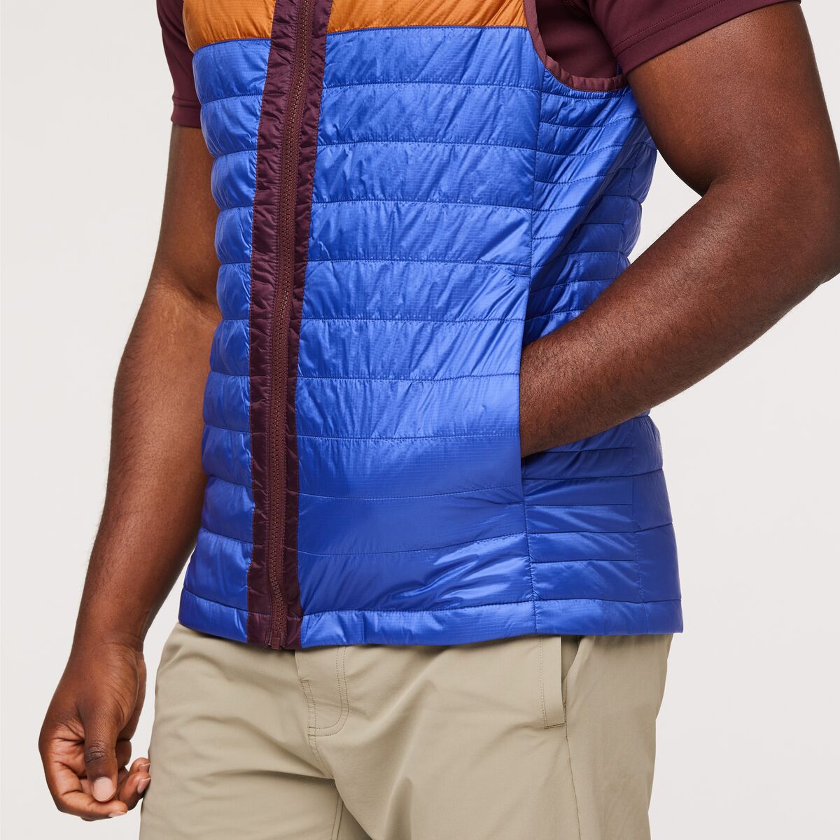 M_Capa_Insulated_Vest_Wine_Blue_Violet_7.jpg