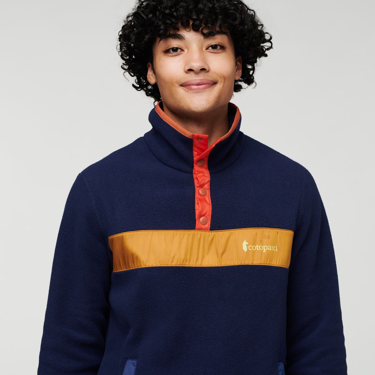 M_Teca_Fleece_Pullover_Campfire_1283.jpg