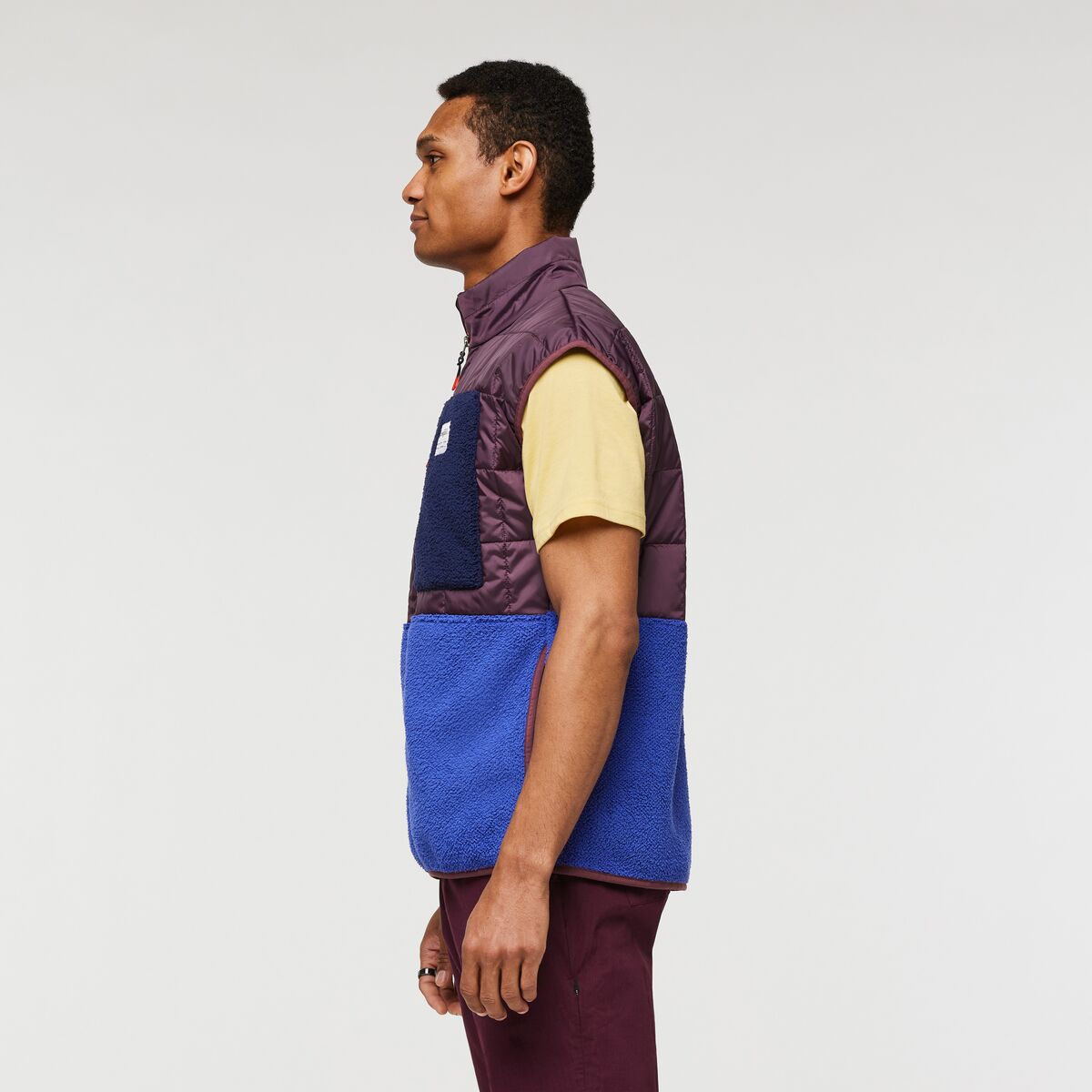 M_Trico_Hybrid_Vest_Wine_Blue_Violet_5.jpg