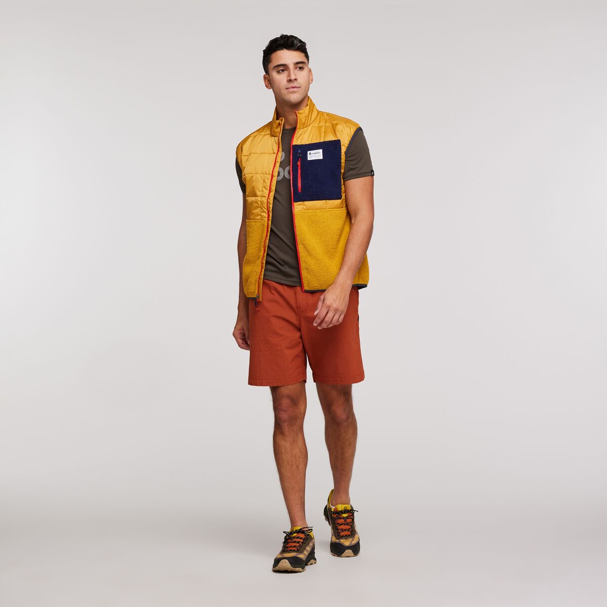 S23-M-Trico-Hybrid-Vest-Amber--Amber_1.jpg