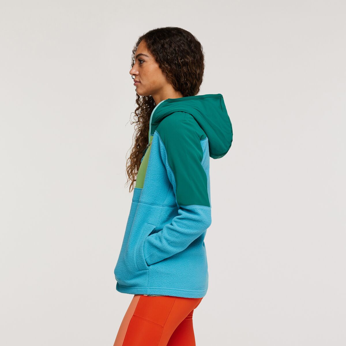 S23-W-Abrazo-Hooded-Full-Zip-Fleece-Jacket-Greenery--Poolside_5.jpg