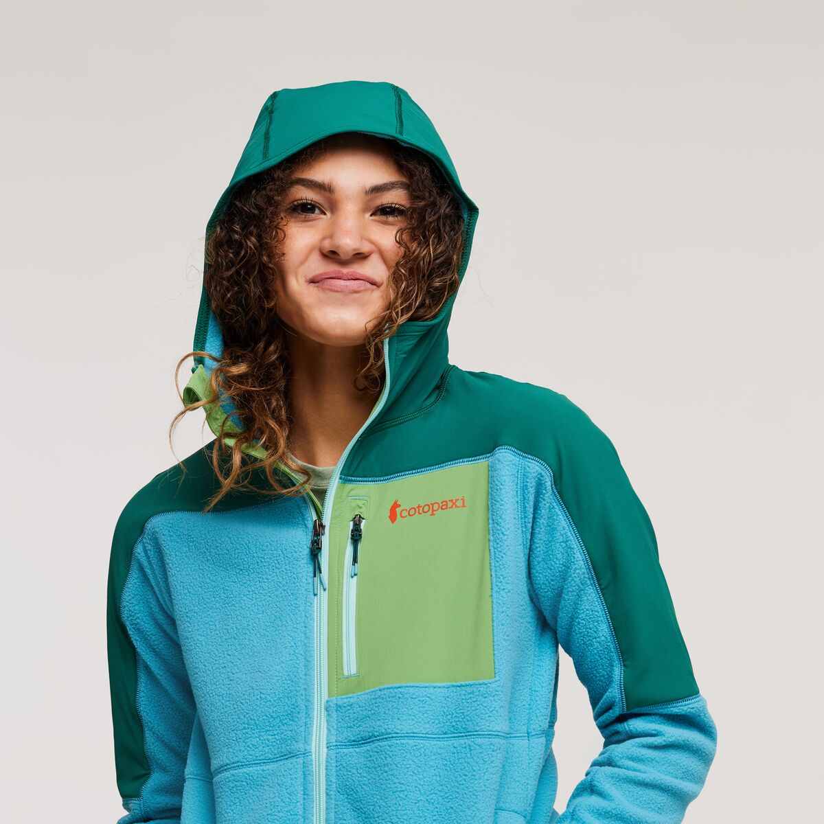 S23-W-Abrazo-Hooded-Full-Zip-Fleece-Jacket-Greenery--Poolside_8.jpg