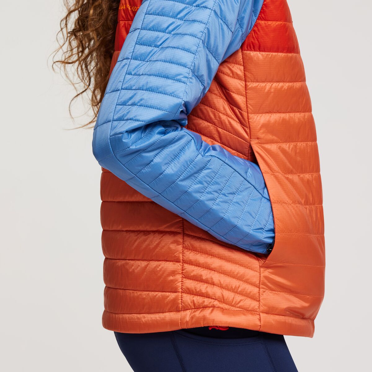 S23-W-Capa-Insulated-Jacket-Lupine--Nectar_5.jpg