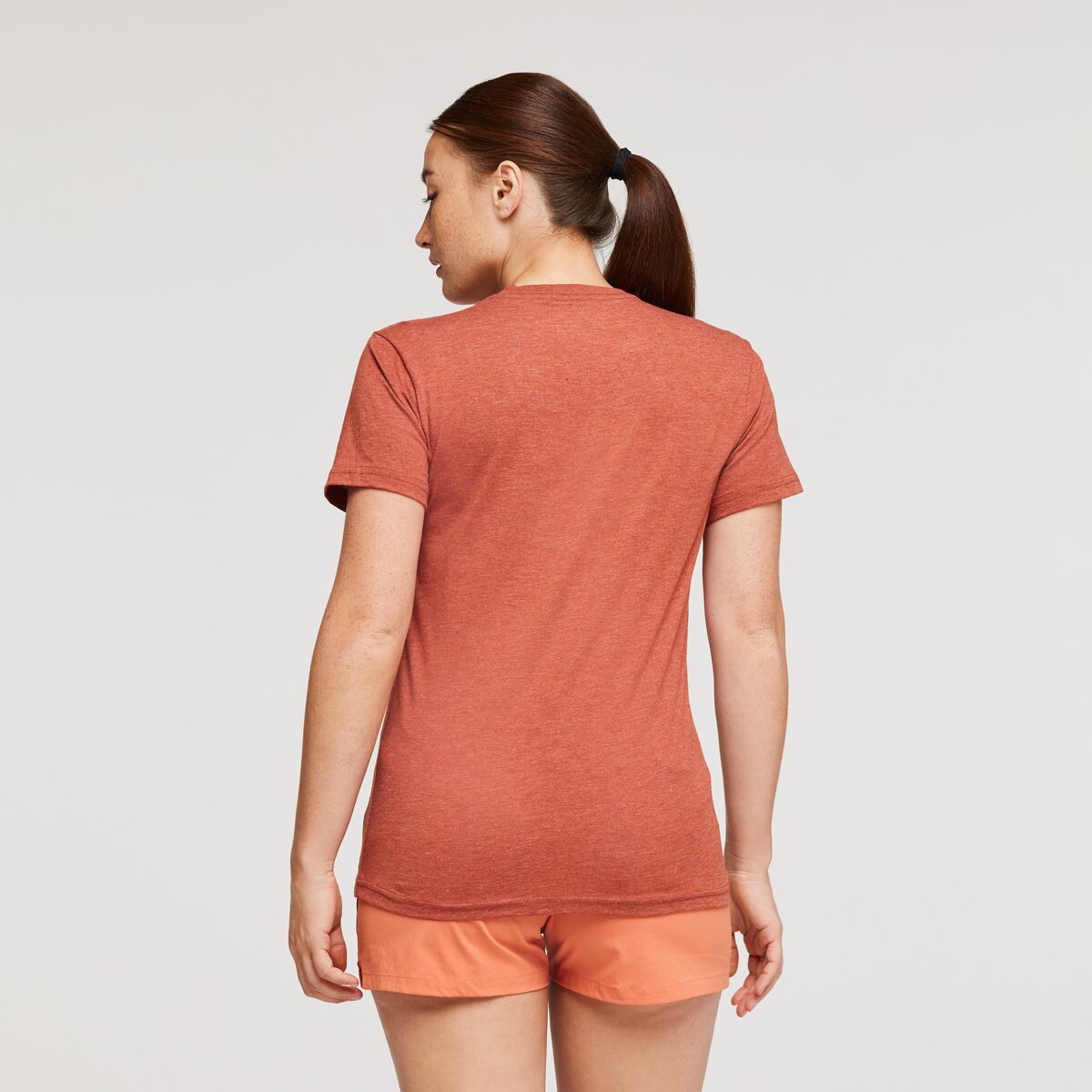 S23-W-Cotopaxi-Vibe-Organic-T-Shirt-Spice_4.jpg