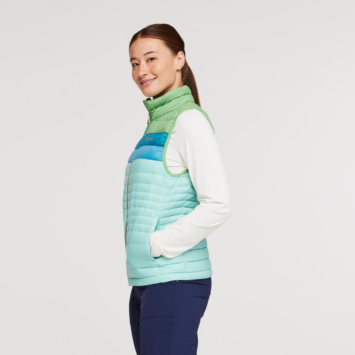 S23-W-Fuego-Down-Vest-Kelp--Sea-Glass_5.jpg