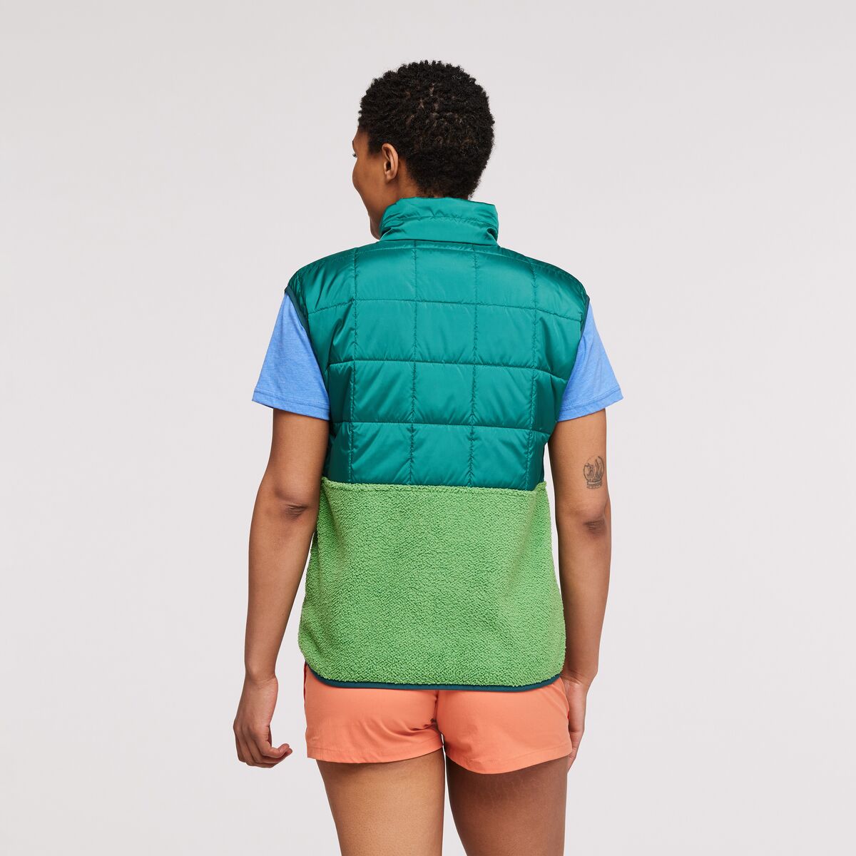 S23-W-Trico-Hybrid-Vest-Greenery--Kelp_6.jpg