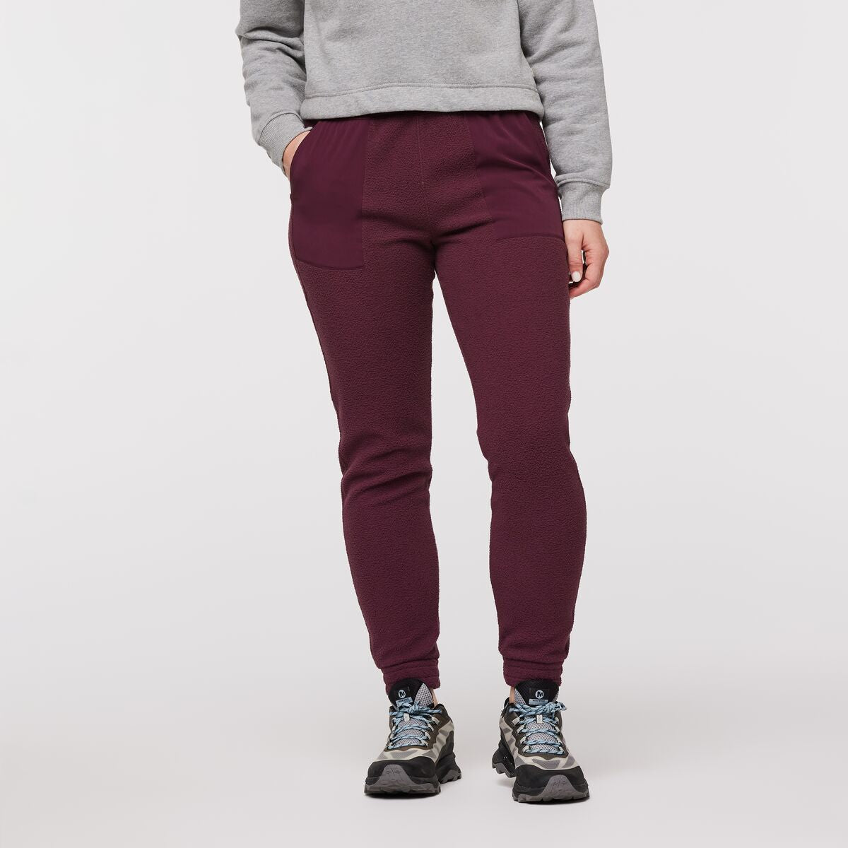 W_Abrazo_Fleece_Jogger_Wine2.jpg