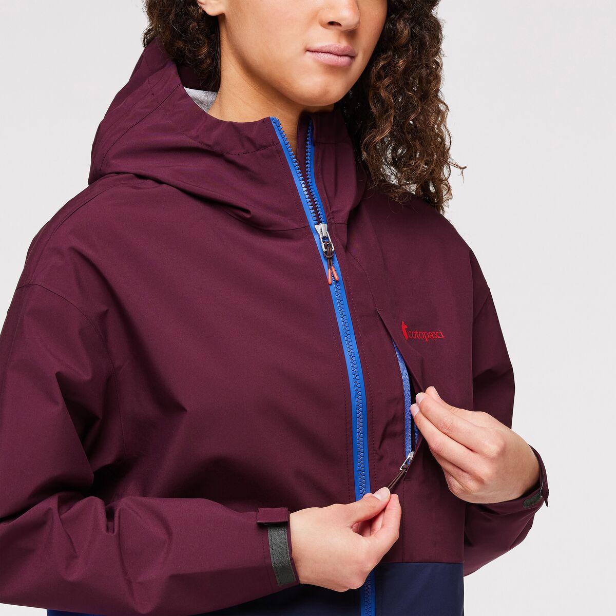 W_Cielo_Rain_Jacket_Wine_10.jpg