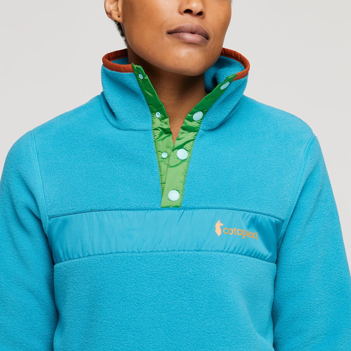 W_Teca_Fleece_Pullover_Water_Slide_4.jpg